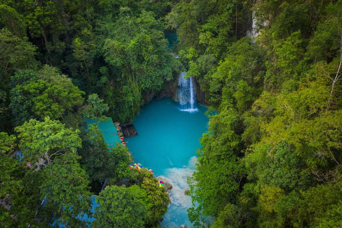 que ver y que hacer en Moalboal kawasan falls