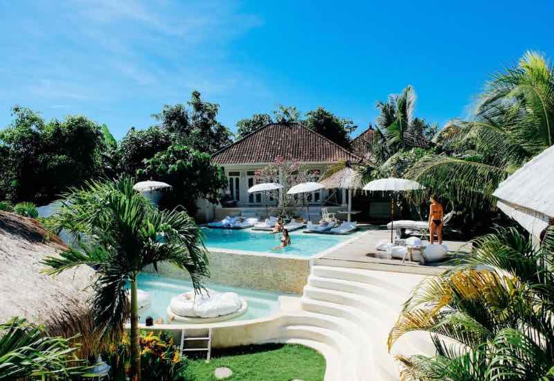 donde alojarse al sur de bali uluwatu